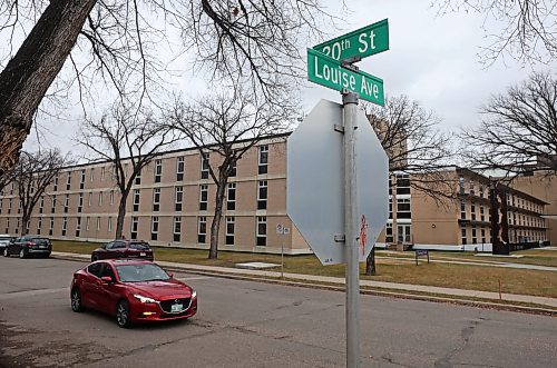 A car drives along 20th Street near Louise Avenue by Brandon University on Wednesday. The speed limit on 20th Street between Princess and Louise avenues is being changed to 30 km/h. The speed limit is also being decreased to 30 km/h on Louise Avenue from 18th to 21st streets. (Tim Smith/The Brandon Sun)