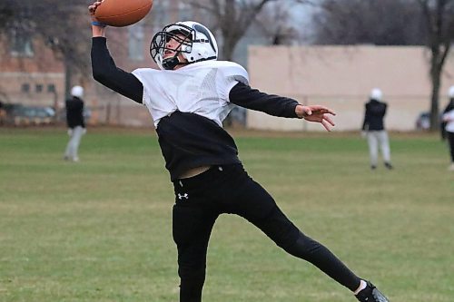 Vincent Massey rattled off five straight wins to conclude the nine-man season but will need plenty of offence in a rematch of the team's lone loss. (Matt Packwood/The Brandon Sun)