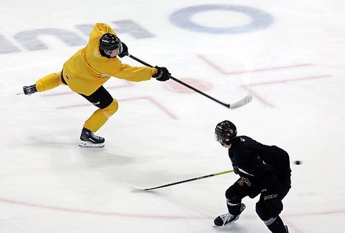 06112024
Marcus Nguyen #72 of the Brandon Wheat Kings fires a shot on net during practice at Westoba Place on Wednesday afternoon. The Wheaties play again at home on Saturday against the Prince Albert Raiders.
(Micah Ross for the Brandon Sun)