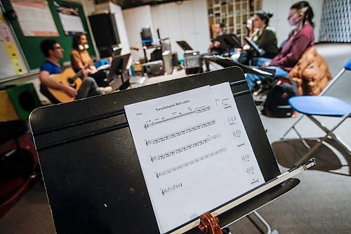 JOHN WOODS / FREE PRESS
Members of Chai Folk Ensemble rehearse for their upcoming show November 9 at the Asper Jewish Centre Tuesday November 5, 2024. The show will feature performer past and present.

Reporter: ben