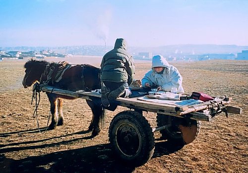 Terry Doerksen / Free Press
Having a cart picnic in the cool, arid Gobi Desert in Mongolia.