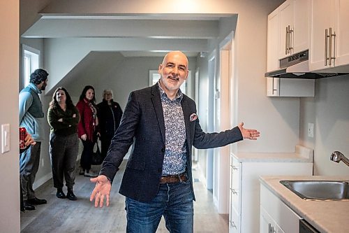 MIKAELA MACKENZIE / FREE PRESS
	
Sheldon Pollett, executive director of Raising the Roof, in their first affordable housing development in Manitoba at 573 Mountain Avenue on Wednesday, Nov. 13, 2024.

For Chris story.
Winnipeg Free Press 2024