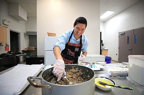 RUTH BONNEVILLE / FREE PRESS

NTERSECTION - Cafe Lima

La Salle Community Centre

Photos of Jonatan Laos Zegarra, owner Cafe Lima, making his famous empanadas in a commercial kitchen in La Salle Wednesday.  

Intersection piece on Jonatan, who started an empanada biz in July 2023.  It's a home-based operation selling six varieties of empanadas. Jonatan grew up in Lima, Peru and met his future wife while attending U of M in 2018. He lost his job in the spring of 2023 and decided to go into business for himself, selling Peruvian-flavoured empanadas. He'd love to have a bricks-and-mortar spot of his own one day, as his name implies, but he's been kept so busy baking for farmer's markets &amp; pop-up sales, that he barely has time for that, at this point - he sells out, almost every time out. 


Dave Sanderson story
 For Nov 16 Intersection 

Nov 13th, 2024