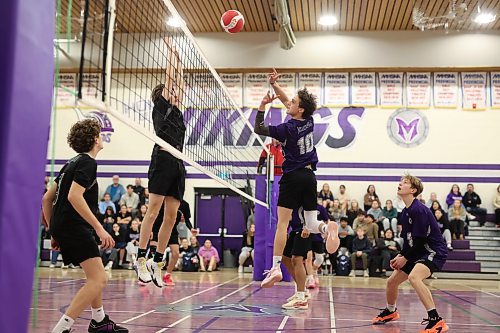 13112024
Sawyer Wallin #10 of the Vincent Massey Vikings puts the ball over the net during the junior varsity volleyball city championship against the Neelin Spartans at VMHS on Wednesday evening. 
(Tim Smith/The Brandon Sun)