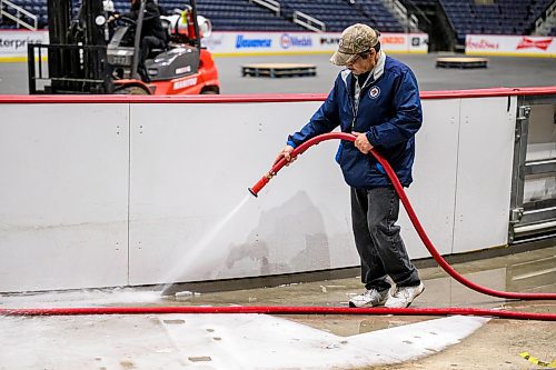 MIKE SUDOMA / FREE PRESS
Lloyd Cook melts the ice around the boards in preparation to take them out as part of the conversion from ice rink to music venue Wednesday morning
Nov 13, 2024


