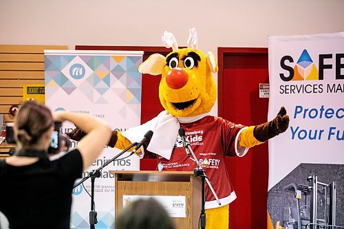 MIKAELA MACKENZIE / FREE PRESS
	
Mascot Rudy helps launch Operation Red Nose by miming at the podium in Winnipeg on Friday, Nov. 15, 2024. Operation Red Nose runs from Nov 29th until New Year&#x573; Eve.

Standup.
Winnipeg Free Press 2024