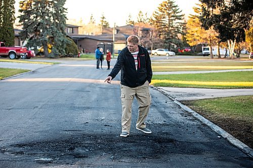 MIKAELA MACKENZIE / FREE PRESS
	
Lorne Mansky, who pulled over a burning handi-van on his way to work Thursday morning and helped save two people in wheelchairs from the flames before the fire department arrived, at the scene in Winnipeg on Friday, Nov. 15, 2024.

For Erik story.
Winnipeg Free Press 2024