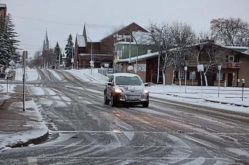 A car on Leorne Ave. on Sunday morning after the Saturday fall. Environment Canada senior meteorologist Dan Fulton said Brandonites should expect a stark contrast to the current mild conditions, “We are looking at a fairly significant storm that’s going to affect the region. For Tuesday, you can expect probably early morning hours some rain or possibly some freezing rain, depending on the temperature. But that will probably change to snow on Tuesday, and then we’re looking at fairly significant snow." (Abiola odutola/The Brandon Sun)