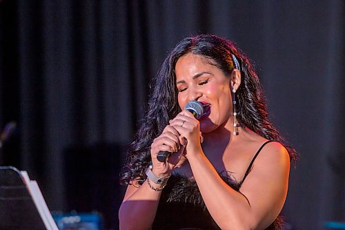 BROOK JONES/FREE PRESS
Royal Manitoba Theatre Centre 2024-2025 assistant and apprentice Rochelle Kives performs during the Royal MTC Black &amp; White Ball inside Alloway Hall at the Manitoba Museum in Winnipeg, Man., Saturday, Nov. 16, 2024. The Black &amp; White Ball is an annual fundraiser for the Royal MTC. The black tie formal event encouraged attendees to dress in colour and also featured the Big City All Star Band as well as a live auction, silent auction and an art auction.