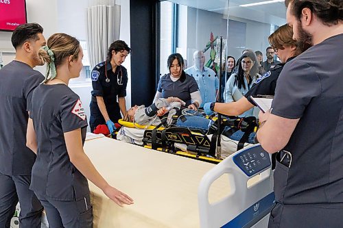 MIKE DEAL / FREE PRESS
Nursing And Paramedicine program students conduct a simulation for the attendees of the grand opening Monday afternoon.
Red River College Polytechnic (RRC Polytech) officially opened its new Interdisciplinary Health and Community Services Simulation Centre (the Simulation Centre) during a ceremony at the Notre Dame Campus Monday afternoon.
241118 - Monday, November 18, 2024.