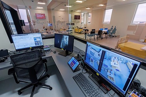 MIKE DEAL / FREE PRESS
A view from the &#x201c;command room&#x201d; where staff can control mannikins in a simulation lab.
Red River College Polytechnic (RRC Polytech) officially opened its new Interdisciplinary Health and Community Services Simulation Centre (the Simulation Centre) during a ceremony at the Notre Dame Campus Monday afternoon.
241118 - Monday, November 18, 2024.