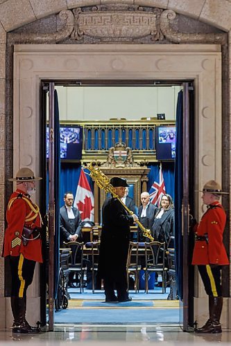 MIKE DEAL / FREE PRESS
The Sergeant-at-Arms returns to the Assembly Chamber as a motion of privilege is made after the throne speech regarding security of offices in the building.
241119 - Tuesday, November 19, 2024.