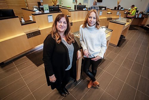 JOHN WOODS / FREE PRESS
Vicki Panagiotou, left, and Nancy Swain, managing partners at Access Credit Union are photographed at their Portage Avenue branch Tuesday, November 19, 2024. Panagiotou and Swain comment about a recent study of Canadians&#x2019; Christmas shopping spending stress.

Reporter: joel