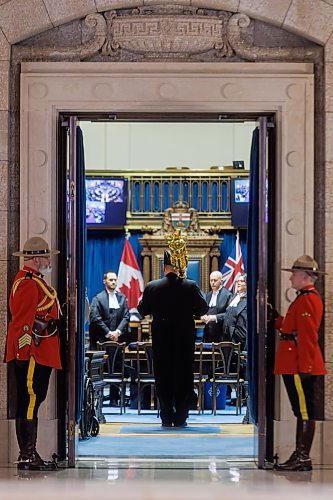 MIKE DEAL / FREE PRESS
The Sergeant-at-Arms returns to the Assembly Chamber as a motion of privilege is made after the throne speech regarding security of offices in the building.
241119 - Tuesday, November 19, 2024.