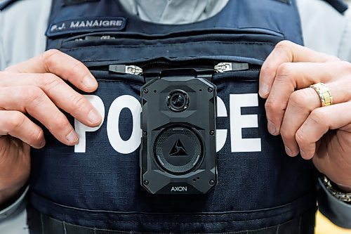 MIKE DEAL / FREE PRESS
RCMP Sgt. Paul Manaigre, Media Relations Officer, discusses how the new body-worn cameras work during a press conference at the RCMP &#x2018;D&#x2019; Division headquarters Wednesday afternoon.
Reporter: Tyler Searle
241120 - Wednesday, November 20, 2024.