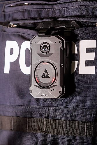 MIKE DEAL / FREE PRESS
RCMP Sgt. Paul Manaigre, Media Relations Officer, discusses how the new body-worn cameras work during a press conference at the RCMP &#x2018;D&#x2019; Division headquarters Wednesday afternoon.
Reporter: Tyler Searle
241120 - Wednesday, November 20, 2024.