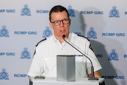 MIKE DEAL / FREE PRESS
Assistant Commissioner Scott McMurchy, Commanding Officer, RCMP Manitoba, discusses the new body-worn cameras that will be rolled out over the next several months to Manitoba RCMP officers during a press conference at the RCMP &#x2018;D&#x2019; Division headquarters Wednesday afternoon.
Reporter: Tyler Searle
241120 - Wednesday, November 20, 2024.