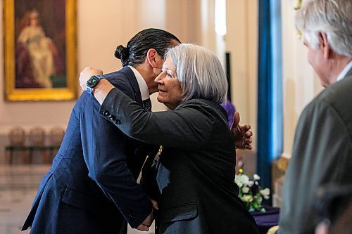 MIKAELA MACKENZIE / FREE PRESS
	
Governor general Mary Simon presents premier Wab Kinew with the the King Charles III Coronation medal at the legislative building on Wednesday, Nov. 20, 2024.


Winnipeg Free Press 2024