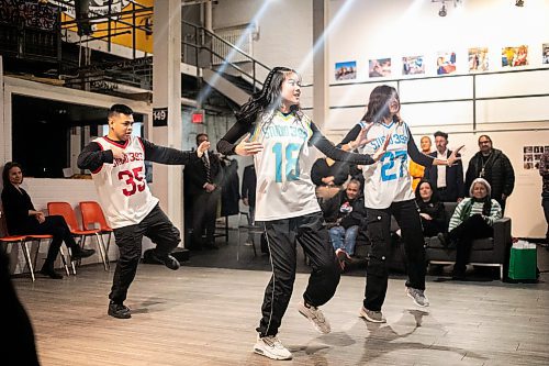 MIKAELA MACKENZIE / FREE PRESS
	
Breakdancers JR Manaligod (left), Mickey Thai, and Mandeep Saini perform for governor general Mary Simon at the Graffiti Gallery on Thursday, Nov. 21, 2024. The performance followed a roundable discussion with the governor general at the gallery as part of her Mental Health Learning and Listening Tour. 

Standup.
Winnipeg Free Press 2024