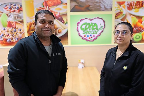 Cora Breakfast and Lunch franchisees Mukesh Patel and his wife, Gayatri. (Abiola Odutola/The Brandon Sun)