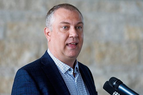 MIKE DEAL / FREE PRESS
Nathan Martindale, president of the MTS, speaking during the signing of the first ever provincial bargaining agreement between teachers and school boards in Manitoba at an event held at the CMHR Tuesday morning.
See Maggie Macintosh story
240827 - Tuesday, August 27, 2024.