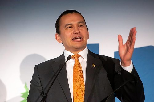 Mike Deal / Winnipeg Free Press
Opposition Leader, NDP’s Wab Kinew, speaks during the AMM leaders forum Tuesday morning.
The three provincial party leaders speak during the Association of Manitoba Municipalities leaders forum Tuesday morning at the RBC Convention Centre.
(From left) Premier Heather Stefanson, Opposition Leader, NDP’s Wab Kinew, and MB Liberal Leader, Dugald Lamont.
230404 - Tuesday, April 04, 2023.