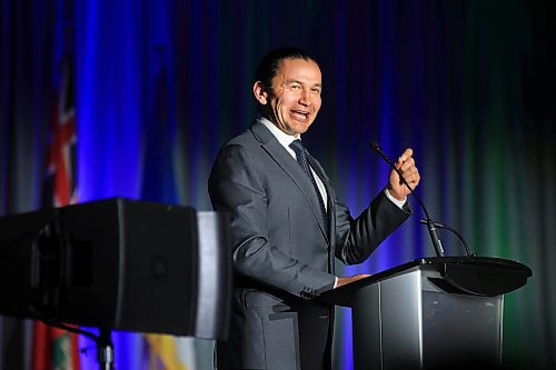 RUTH BONNEVILLE / FREE PRESS

LOCAL - AMM Kinew 

Premier Wab Kinew gives his Premier&#x573; address at the Association of Manitoba Municipalities (AMM) fall convention at RBC Convention Centre Monday. 


Nov  25th, 2024