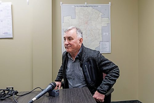 MIKE DEAL / FREE PRESS
Brad Neirinck, City of Winnipeg&#x2019;s Public Works Manager of Engineering, talks about their new report that says it would take about six years to build a new Arlington Street bridge and cost $166 million, with up to $27 million more in interest and around $17 million to remove the old bridge.
Reporter: Joyanne Pursaga
241125 - Monday, November 25, 2024.