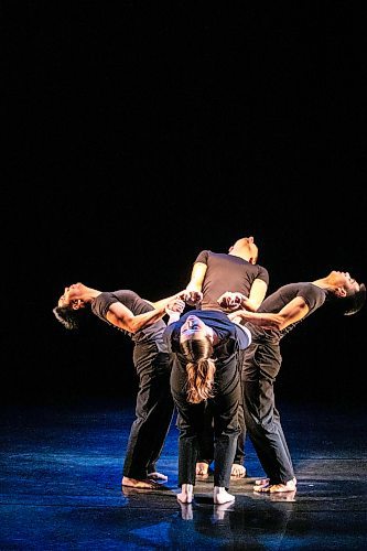 MIKAELA MACKENZIE / FREE PRESS
	
Winnipeg's Contemporary Dancers perform an excerpt from the Rachel Browne Tribute show happening on the weekend at the Rachel Browne Theatre on Tuesday, Nov. 26, 2024.

Winnipeg Free Press 2024