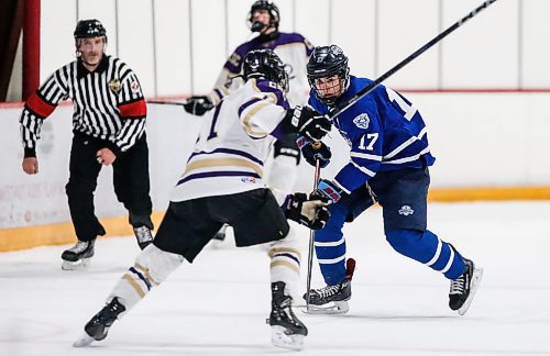 JOHN WOODS / FREE PRESS
Nolan Fielding, River East Kodiaks forward, is photographed during a game against the Stonewall Rams at Gateway Arena Wednesday, November 26, 2024. 

Reporter: massimo