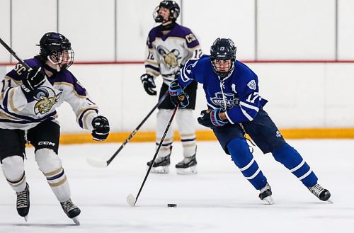 JOHN WOODS / FREE PRESS
Nolan Fielding, River East Kodiaks forward, is photographed during a game against the Stonewall Rams at Gateway Arena Wednesday, November 26, 2024. 

Reporter: massimo