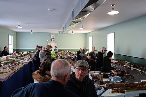 Visitors at the Brandon Hills Model Railway Club open house at the Commonwealth Air Training Plan Museum, located in Building D at the Brandon Airport Saturday (Abiola Odutola/The Brandon Sun)