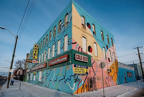 JOHN WOODS / FREE PRESS
The Sutherland Hotel on Main Street, which is up for sale, is photographed Monday, December 2, 2024.

Reporter: gabby