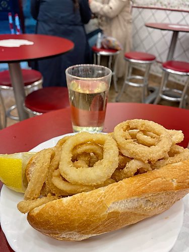 Steve MacNaull / For the Free Press
The famous squid (calamari) sandwich at La Campa&#xf1;a