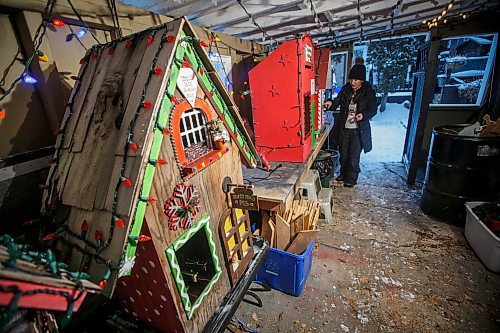 JOHN WOODS / FREE PRESS
Jen de Delley and her husband Victor Diduch set up their Christmas Village at their house in River Heights Sunday, December 1, 2024. They have building and adding to it for the past 18 years.

Reporter: av