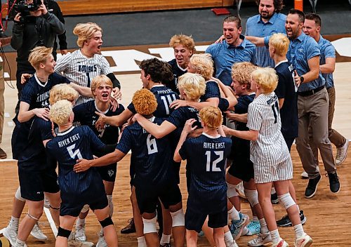 JOHN WOODS / WINNIPEG FREE PRESS
River East Kodiaks celebrate a win over the St Paul&#x2019;s Crusaders in the Manitoba High School 2022 AAAA Varsity Volleyball Provincial Championship at the University of Manitoba Monday, December 2, 2024.