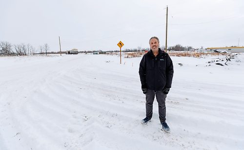 MIKE DEAL / FREE PRESS
Dave Hanson, owner of Sage Garden Greenhouses (3410 St. Mary&#x2019;s Road) has noticed a significant decrease in customers this fall and winter. Dave believes it&#x2019;s because customers are getting confused by the new St. Mary&#x2019;s Road interchange. He and other entrepreneurs in the area have decried the lack of signage.
Reporter: Gabriele Piche
241209 - Monday, December 09, 2024.