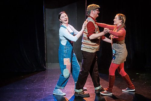 MIKE DEAL / FREE PRESS
(From left) Emily King as Hansel, Michael&#x2019;s Schellenberg as Father, and Carlyn Graff-Czehryn as Gretel during a rehearsal of Sick and Twisted Theatre's Christmas pantomime: Hansel &amp; Gretel in Portage Place! which will be running from Dec 12 to 22 at PTE.
Reporter: Ben Waldman
241210 - Tuesday, December 10, 2024.