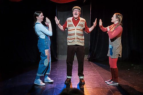 MIKE DEAL / FREE PRESS
(From left) Emily King as Hansel, Michael&#x2019;s Schellenberg as Father, and Carlyn Graff-Czehryn as Gretel during a rehearsal of Sick and Twisted Theatre's Christmas pantomime: Hansel &amp; Gretel in Portage Place! which will be running from Dec 12 to 22 at PTE.
Reporter: Ben Waldman
241210 - Tuesday, December 10, 2024.