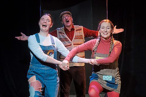 MIKE DEAL / FREE PRESS
(From left) Emily King as Hansel, Michael&#x2019;s Schellenberg as Father, and Carlyn Graff-Czehryn as Gretel during a rehearsal of Sick and Twisted Theatre's Christmas pantomime: Hansel &amp; Gretel in Portage Place! which will be running from Dec 12 to 22 at PTE.
Reporter: Ben Waldman
241210 - Tuesday, December 10, 2024.