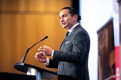 MIKAELA MACKENZIE / FREE PRESS
	
Premier Wab Kinew gives his state of the province speech at the RBC Convention Centre on Tuesday, Dec. 3, 2024. 

For Tyler/etc story.
Winnipeg Free Press 2024