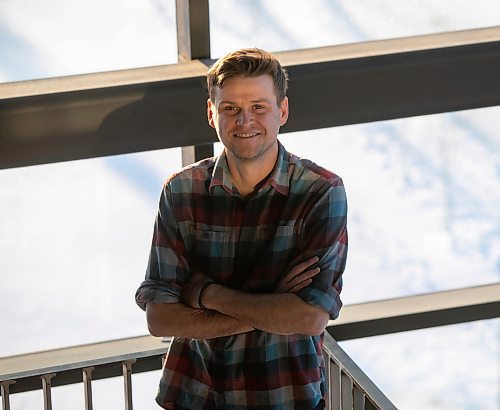 BROOK JONES/FREE PRESS
Ben Myers is the co-founder of Robin which is an AI-based platform were users can text questions and get event-and-organization-based answers. The Winnipeg resident who is part of the North Forge Founders Program was pictured at the Smartpark Innovation Hub at the University of Manitoba's Fort Garry campus in Winnipeg, Man., Thursday, Dec. 12, 2024.