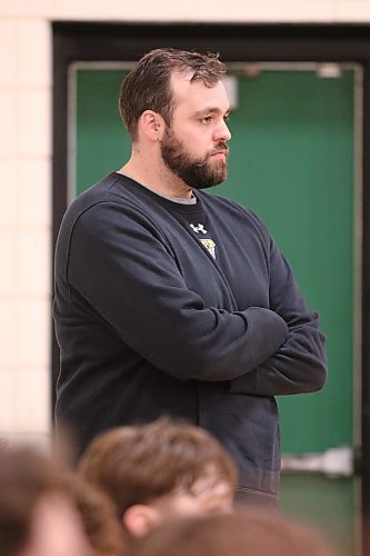 Steve Shields surveys the action during the Tier 1 final of the Brandon Sun Spartan Invitational Saturday evening at Neelin Gym. (Matt Packwood/The Brandon Sun)