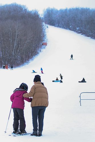 Opening weekend brought all levels of expertise to the region's outdoor ski and snowboard hills. (Matt Packwood/The Brandon Sun)