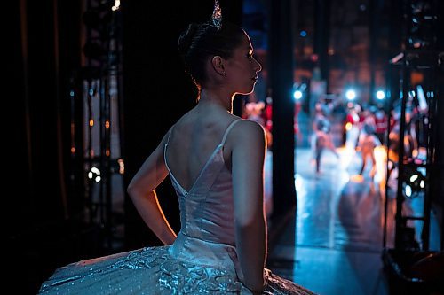 Jaimi Deleau waits backstage as the Royal Winnipeg Ballet performs their Nutcracker matinee in Vancouver, on December 14, 2024. Paige Taylor White/Free Press