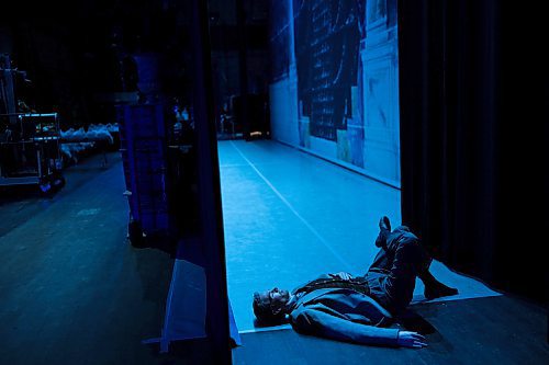 Royal Winnipeg Ballet Corps de ballet member Tymin Keown takes a moment backstage during the Nutcracker matinee in Vancouver, on December 14, 2024. Paige Taylor White/Free Press