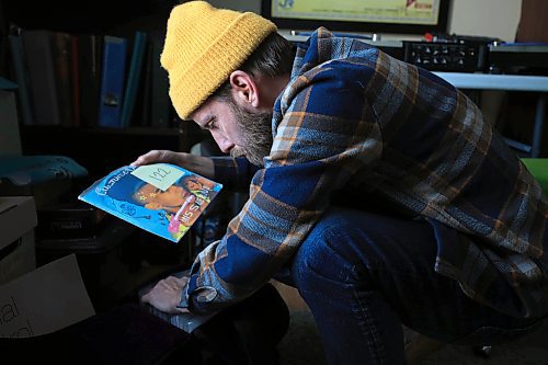 RUTH BONNEVILLE / FREE PRESS

ENT - Tyler Sneesby

Feature portrait of Tyler Sneesby, AKA DJ Hunnicutt, in his home studio Friday.

For story on Tyler Sneesby, AKA DJ Hunnicutt and his 50th birthday party at CCFM  Dec 30th.  Sneesby has been a fixture in the local dj scene (even after going legally blind) for decades.

Conrad Sweatman - reporter

Dec 20th, 2024