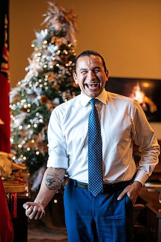 MIKAELA MACKENZIE / FREE PRESS
	
Premier Wab Kinew shows off his distinctly Manitoban new tattoo in his office on Friday, Dec. 20, 2024.

For Maggie story.
Winnipeg Free Press 2024