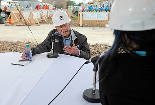 RUTH BONNEVILLE / WINNIPEG FREE PRESS



Former U.S. president Jimmy Carter is in good spirits as he is being interviewed by Free Press columnist Melissa Martin and videographer Mike Deal at the Carter Habitat for Humanity work project site Friday afternoon.  

July 14, 2017