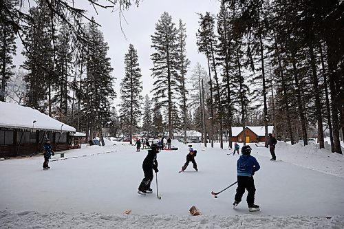30122024
Families enjoy the mild weather in the townsite of Wasagaming in Riding Mountain National Park. (Tim Smith/The Brandon Sun)